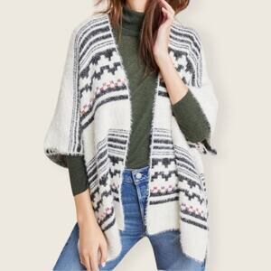 NWT | AKEMI + Kin | Poncho | Multicolor | OS